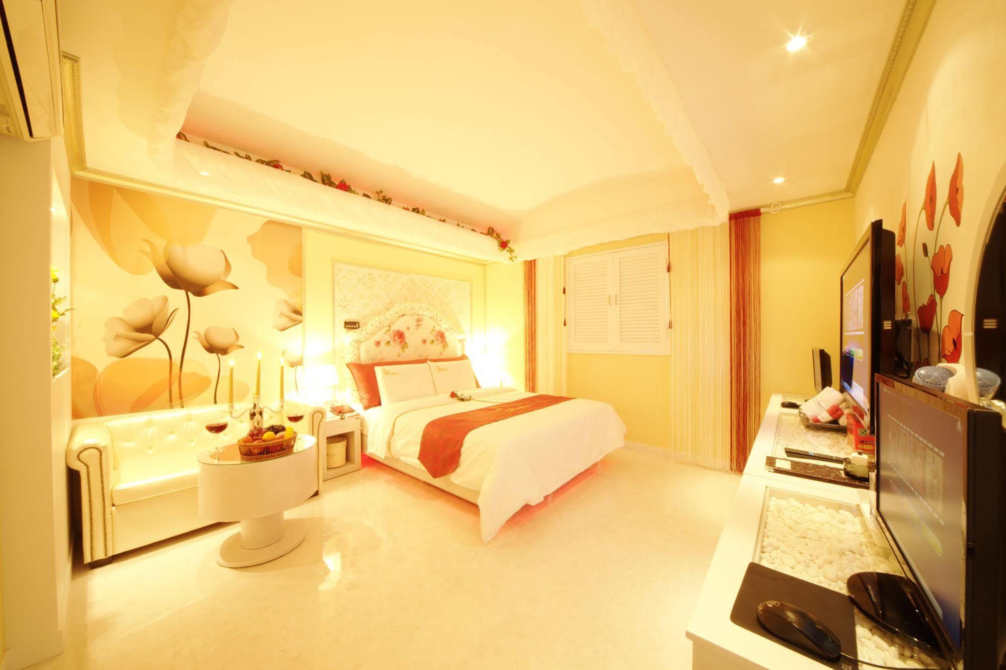 Ivy Hotel Ansan Buitenkant foto